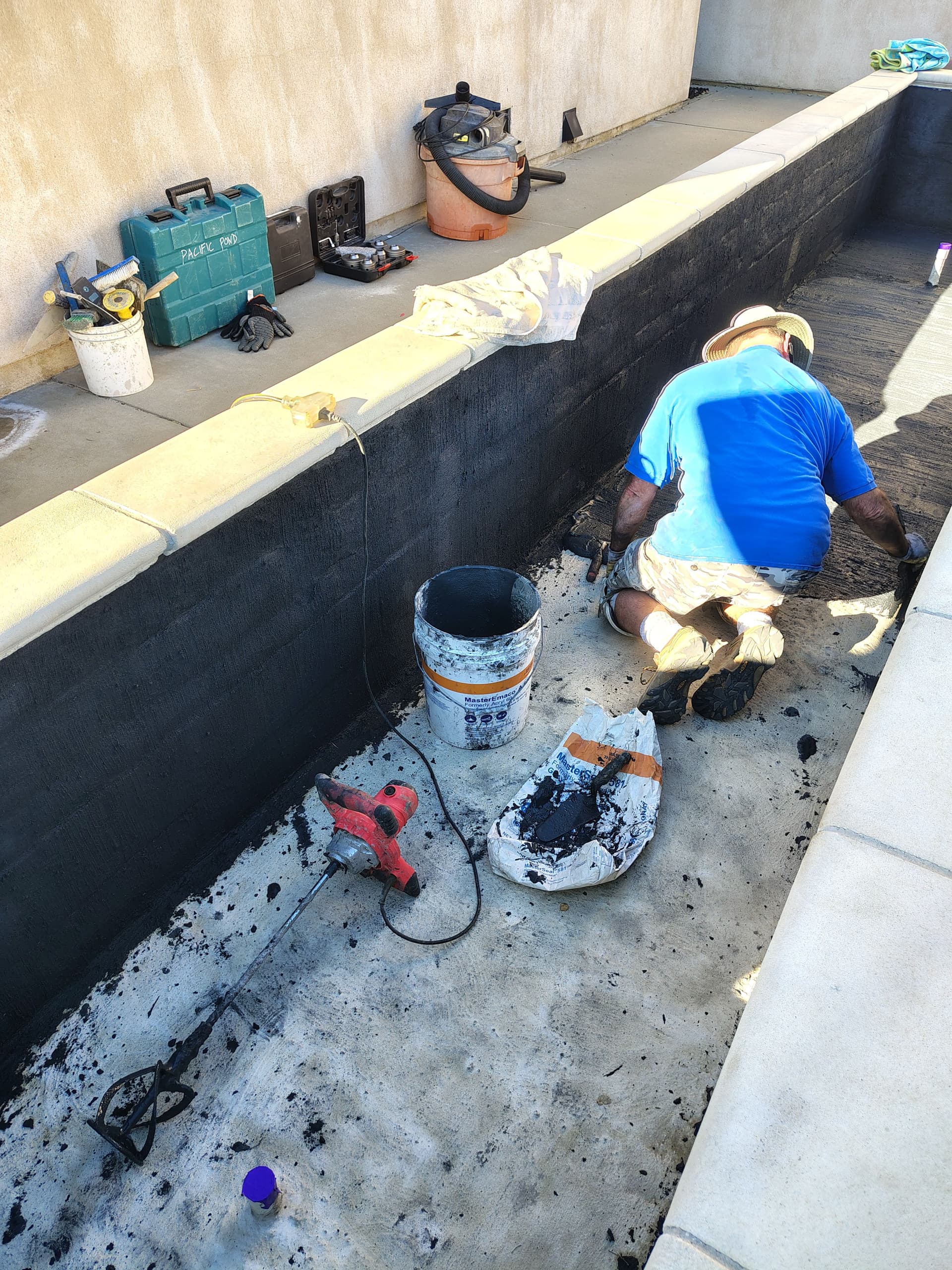 Effective Pond Leak Repair image